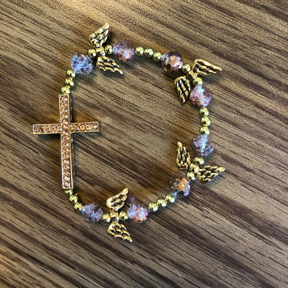 Made to order cross bracelets with your choice of color and bead size. - Picture 1 of 2